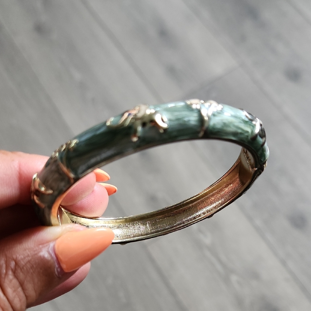 Elegant Green Elephant and Gold Bangle Bracelet